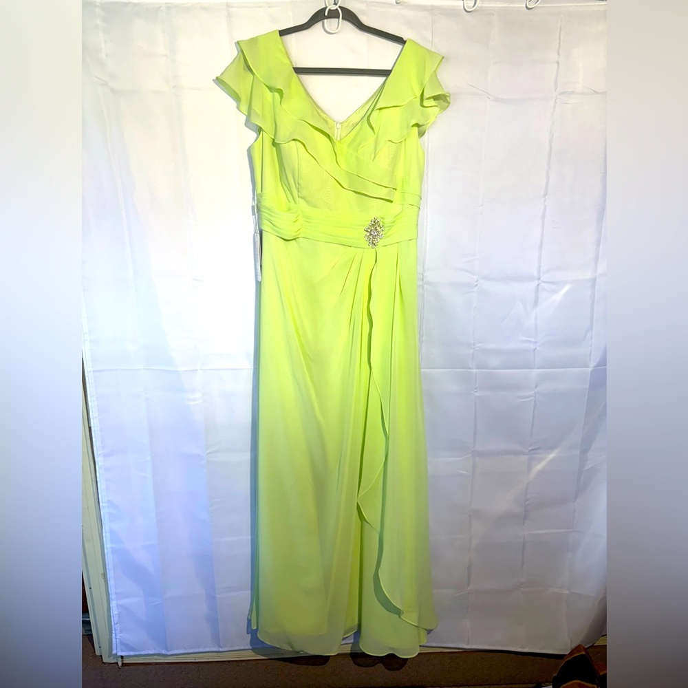 JJs House Vibrant Yellow Maxi Dress